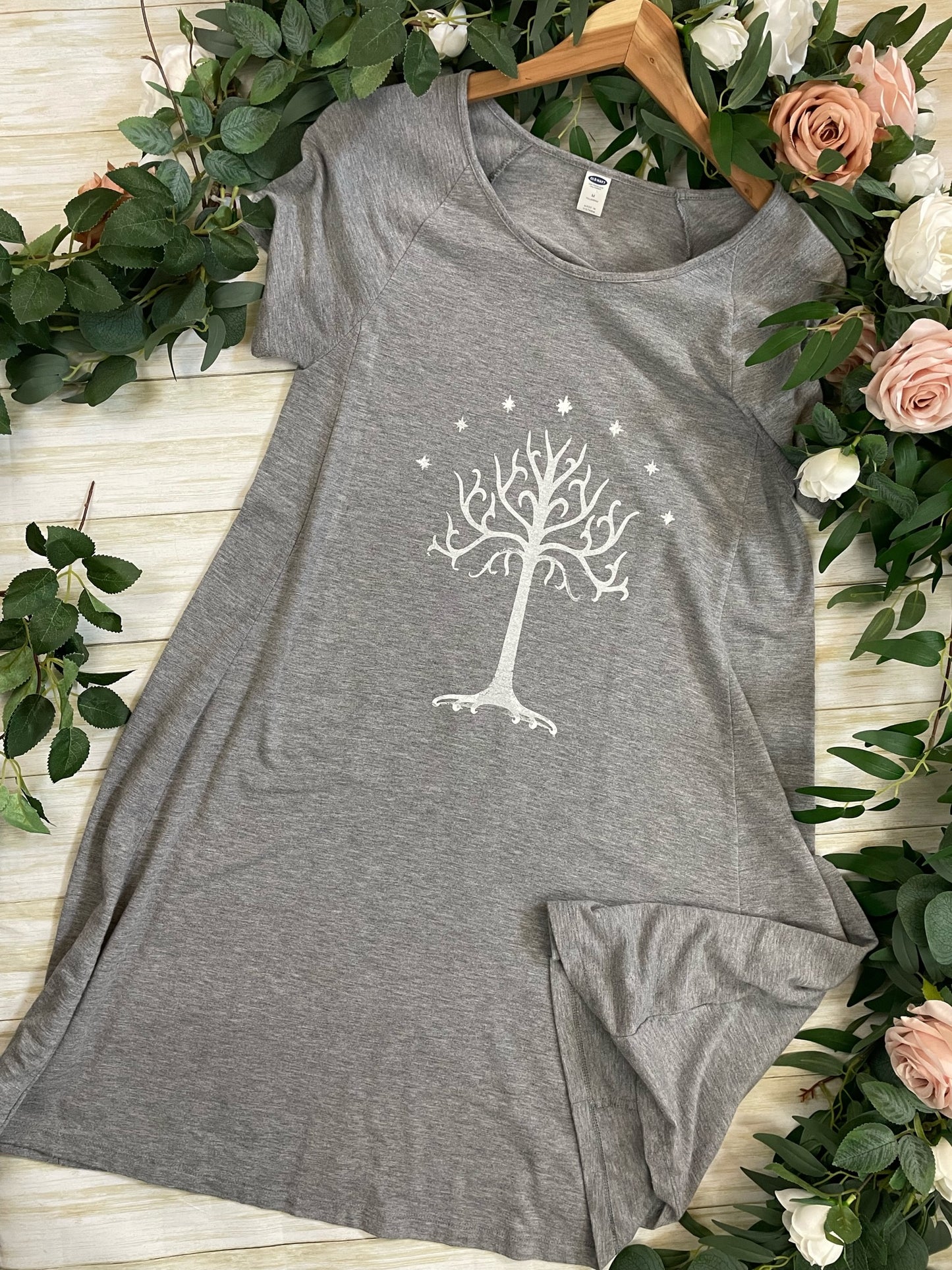 Thrifted - Medium - "The White Tree"