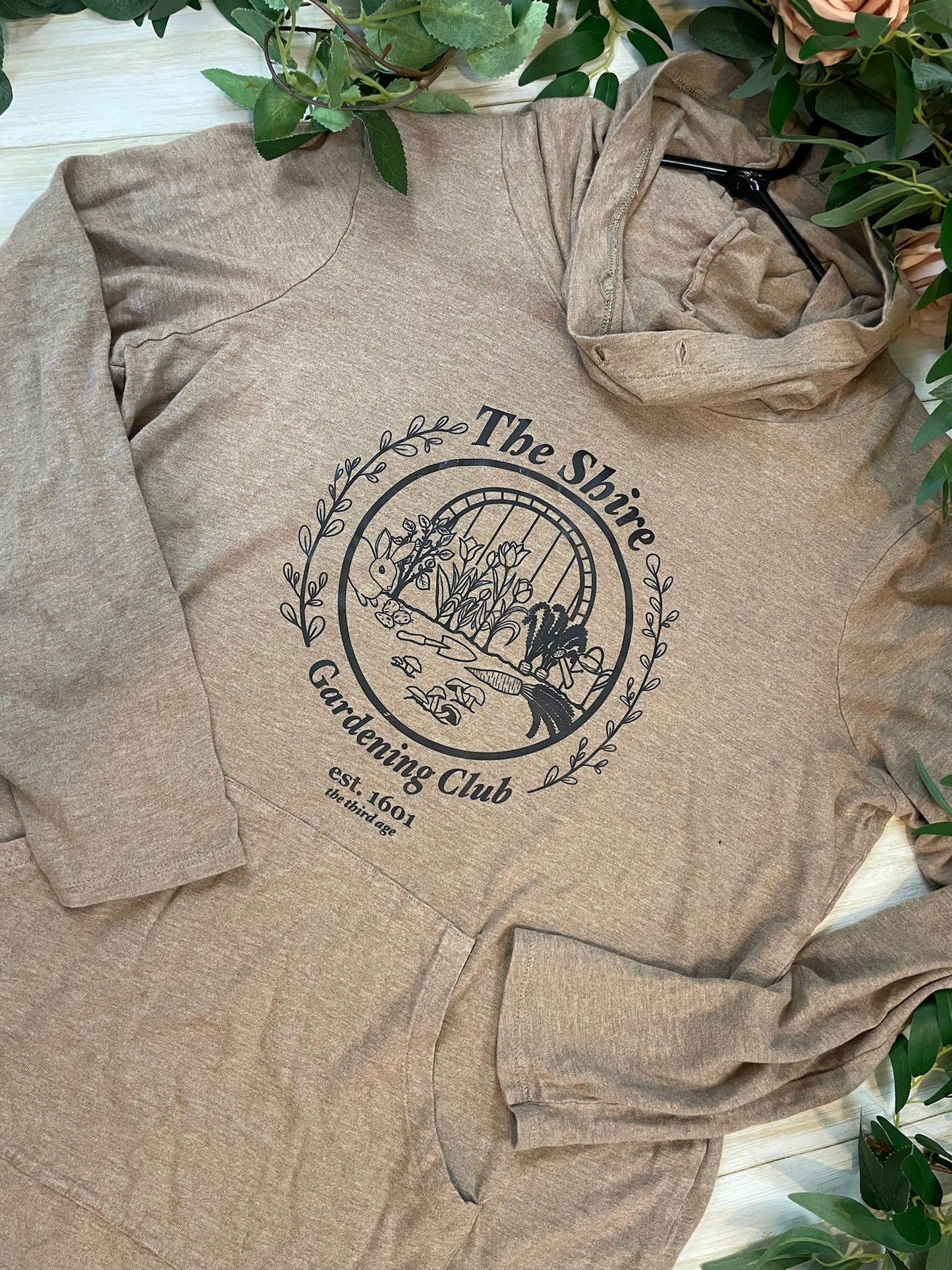 Thrifted - Medium - "The Hobbiton"